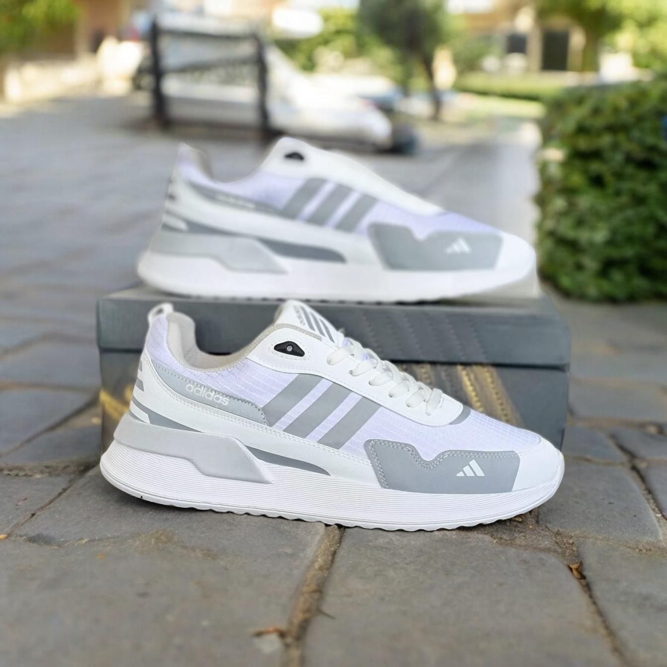 Adidasi barbati Adidas Boost