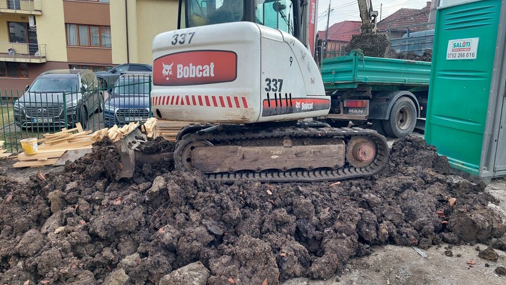 Avem pământ de umplutura