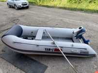 Моторна надуваема лодка с твърдо дъно Yamaha