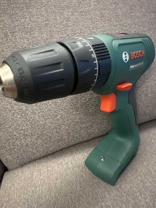 Bormasina bosch easy impact 18v-40