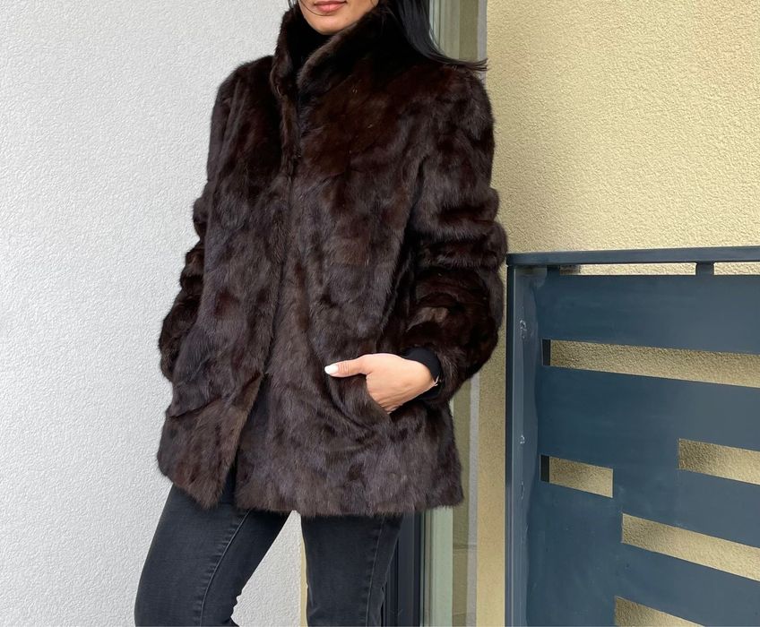 Vand haina blana nurca vizon