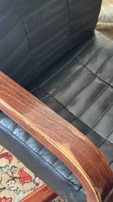 Продам 2 дивана и 1 кресло