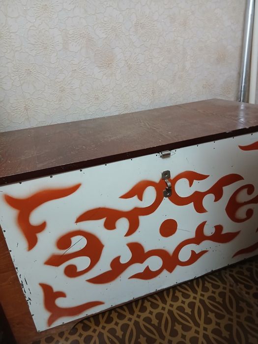 Сандык  сатылады, бурынгы жағдайы  жаксы