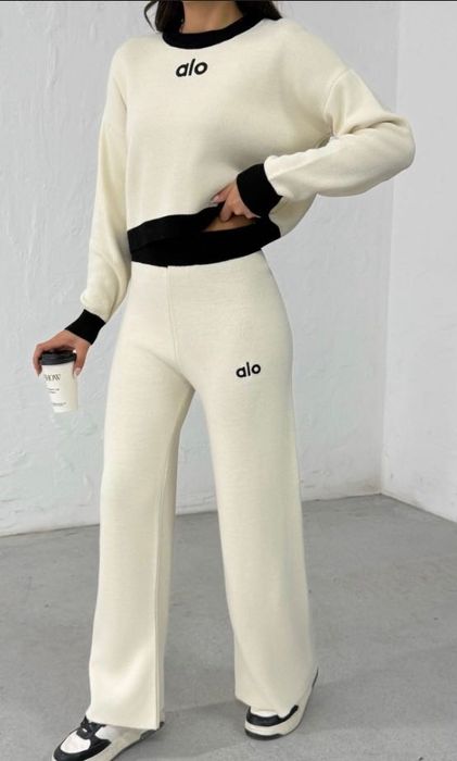 Дамски сет плетиво на ало