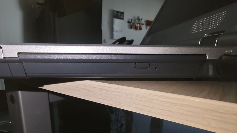 Комплект 3 лаптопа - Toshiba, HP, Fujitso Siemens