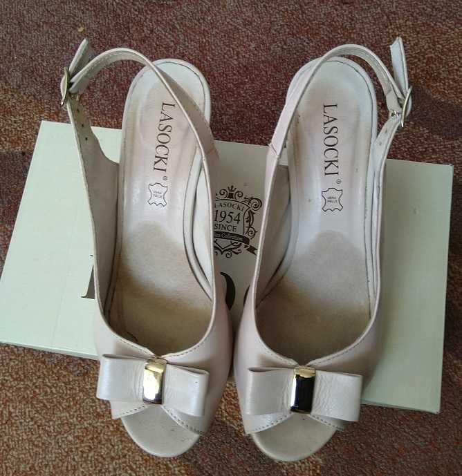 Дамски обувки LASOCKI N37