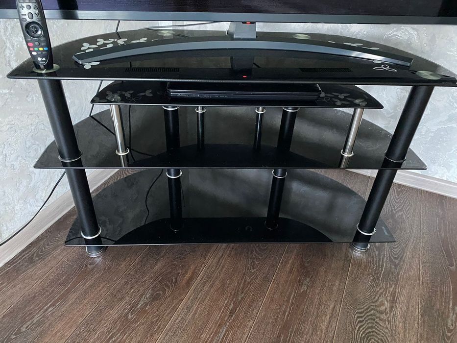 Продам тумба под тв