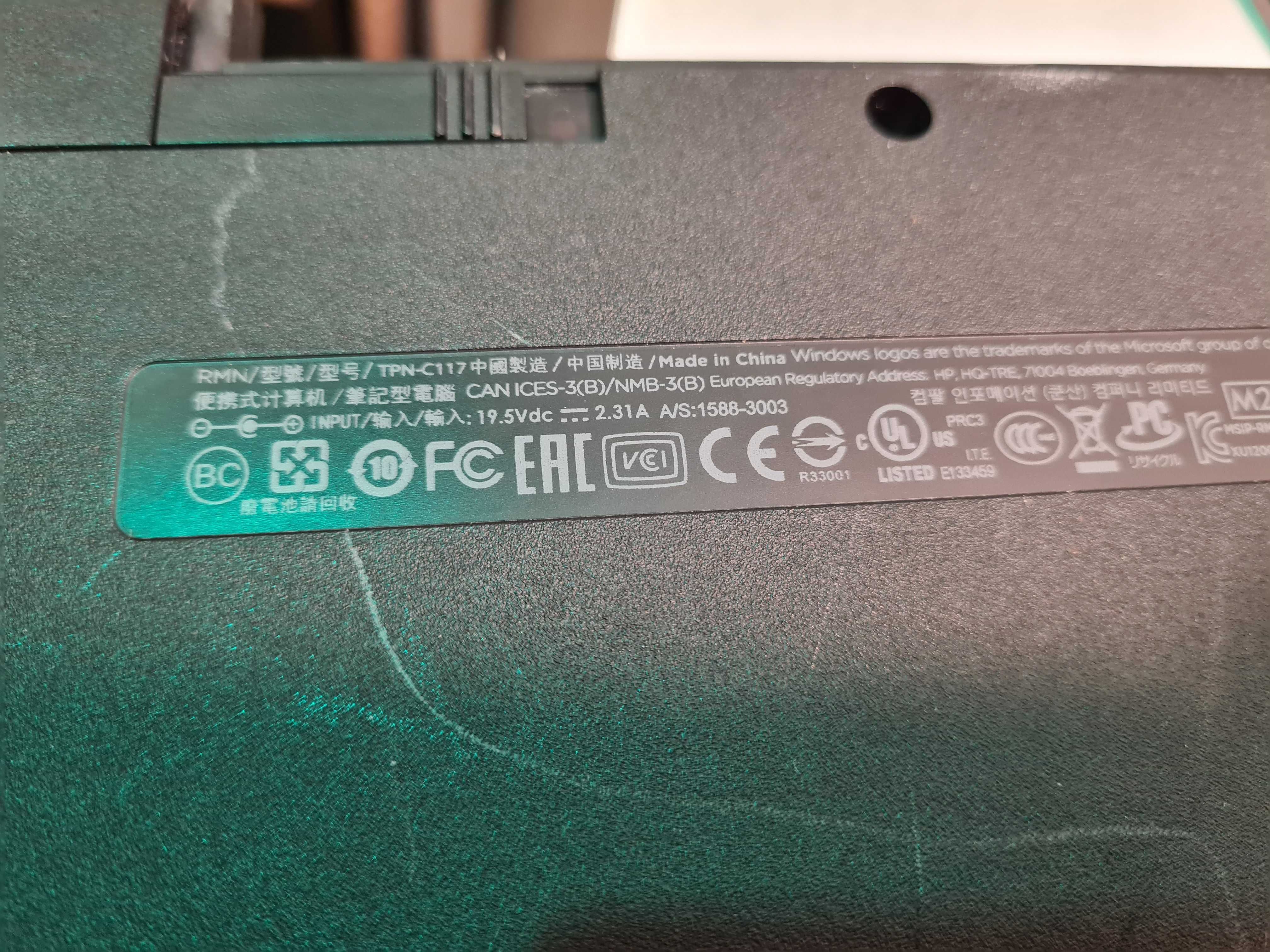 Defect laptop Compaq TPN-C117 dunga ecran