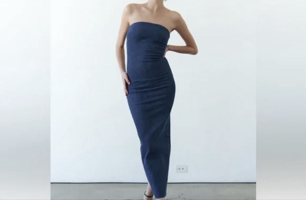 ZARA дънкова рокля по тялото