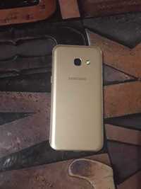 Vând Samsung galaxy a3 2017 Merge perfect functional