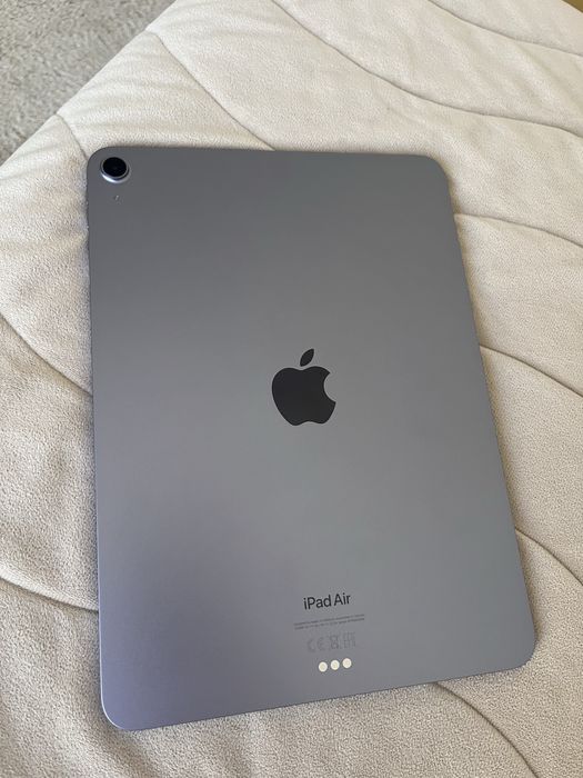Apple iPad Air 5 (2022)