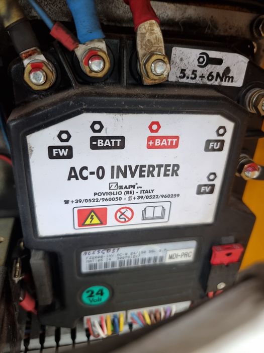 Зарядно за електрокар  стакер палетна количка