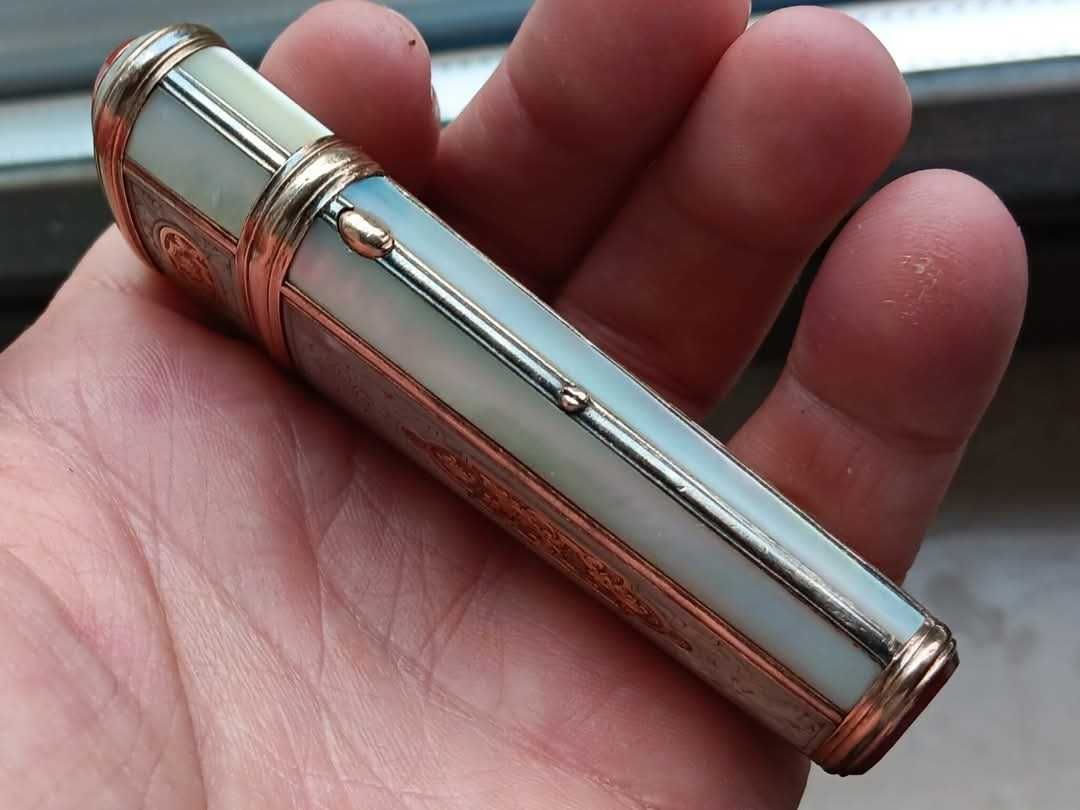1700s Trusou de voiaj trusa de manichiura aur 14kt perioada 1800