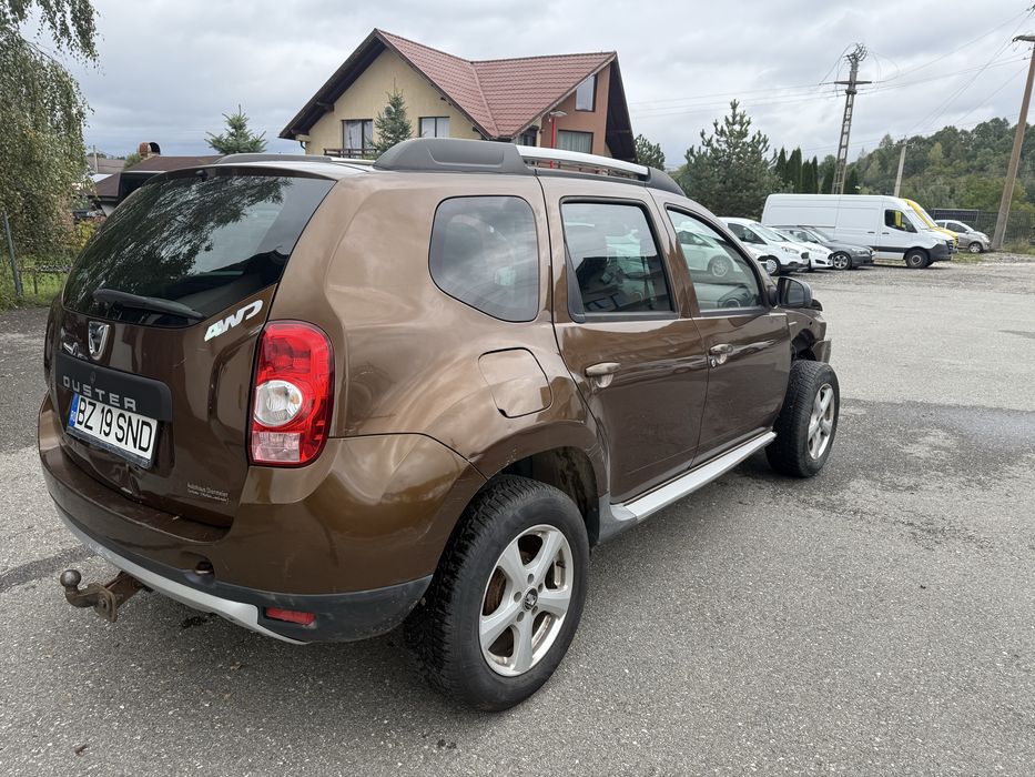Duster diesel 4x4 2013 avariat