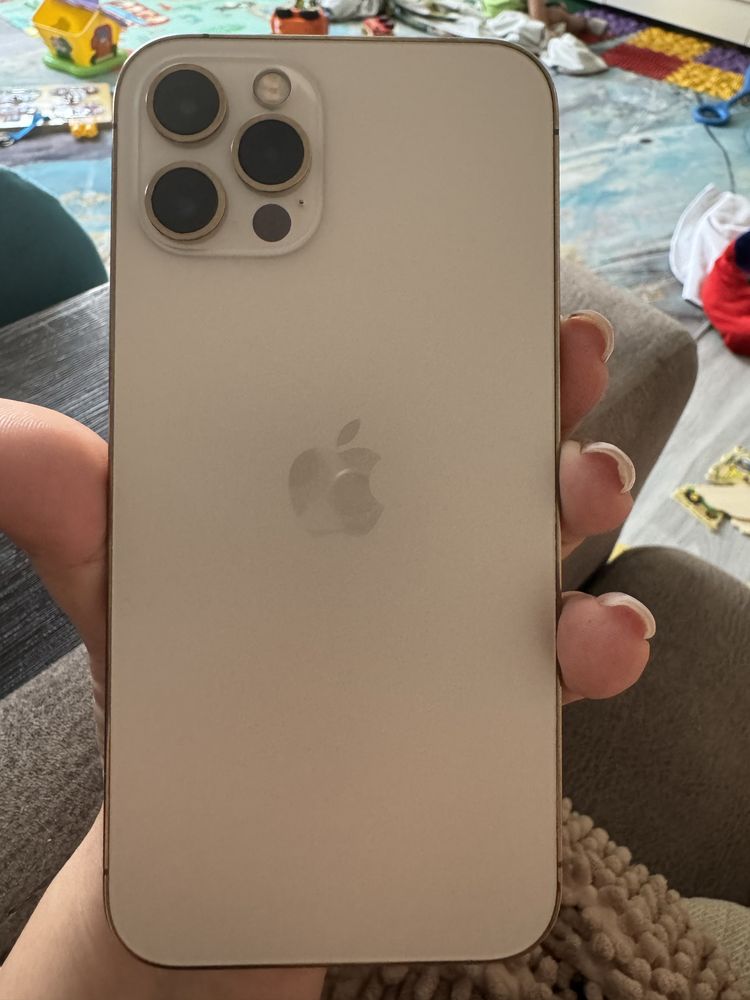 Продам iphone 12 pro 256 gb