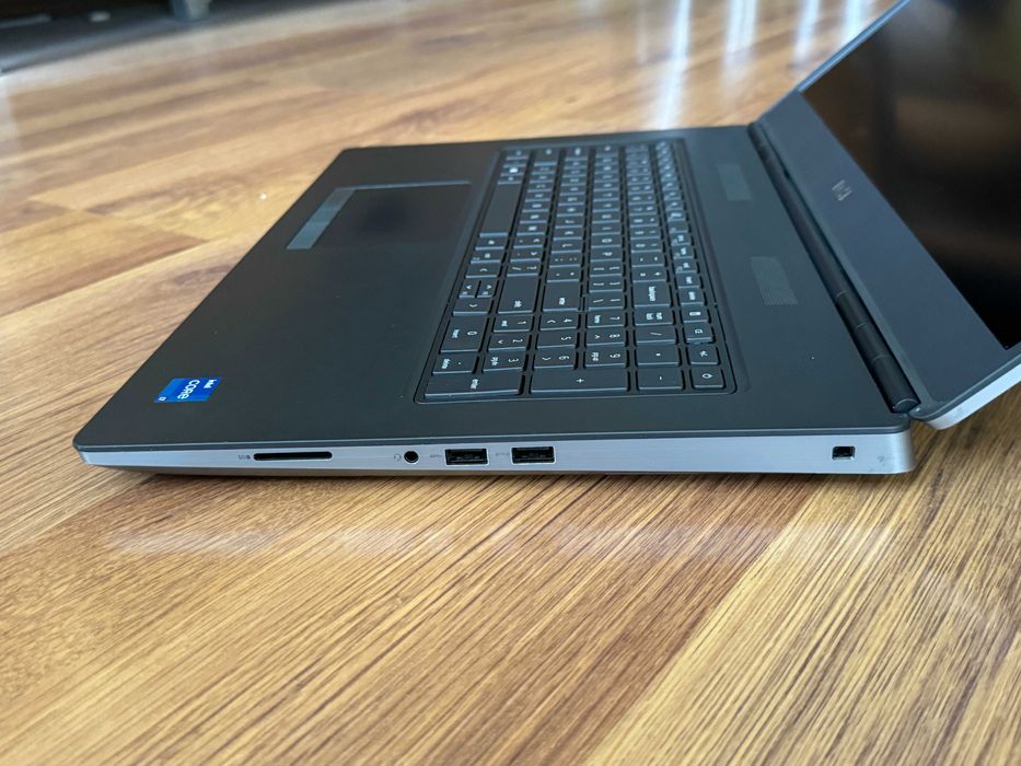 17.3' FHD IPS  i7-11850H DELL Precision 7760 32GB RAM/512GB/RTX A3000