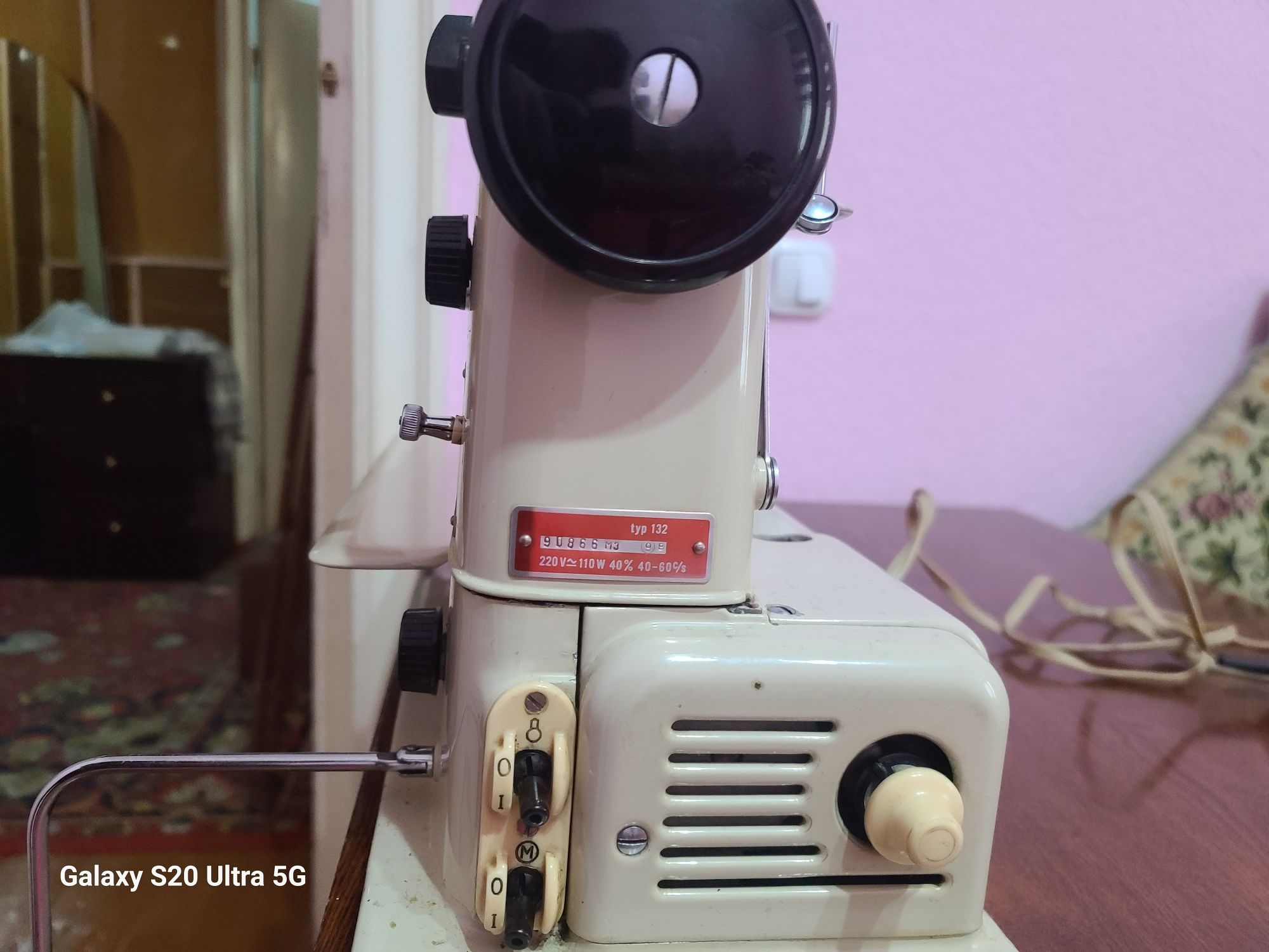Elektronni Tikuv mashinasi ,lada, chexiskoy  sotiladi