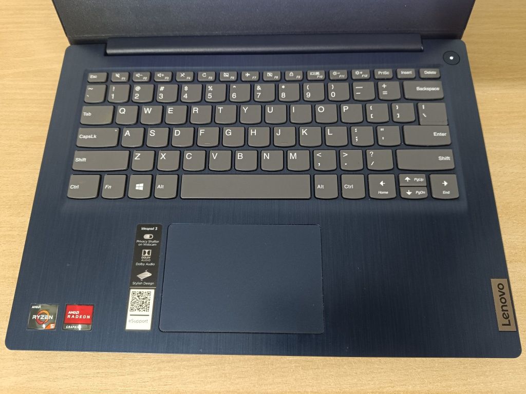 Vand Laptop Lenovo 14" AMD Ryzen 5 3500U, 8 GB RAM, 256 GB Stocare