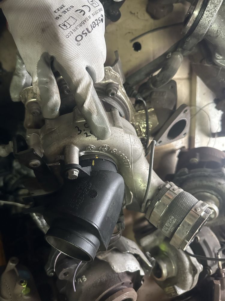 GTB2056VZK Турбина турбо 3.0 TDI