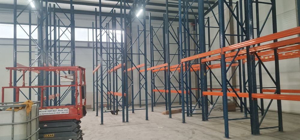 Rafturi metalice