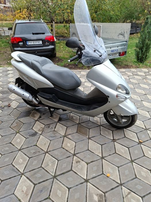 Scuter Yamaha Majesty 125 2004