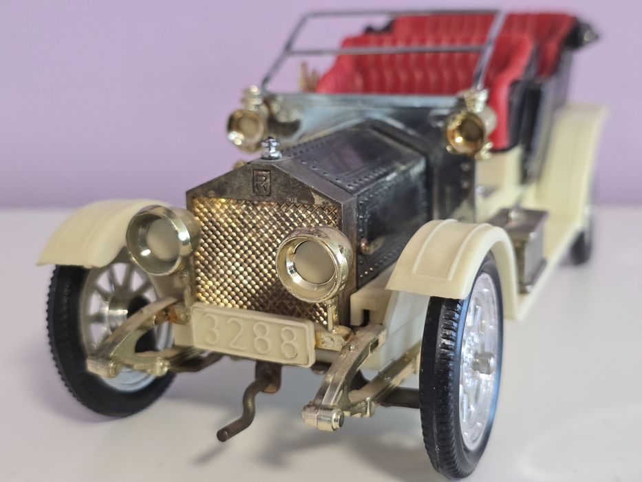 Radio vechi forma de automobil de epoca