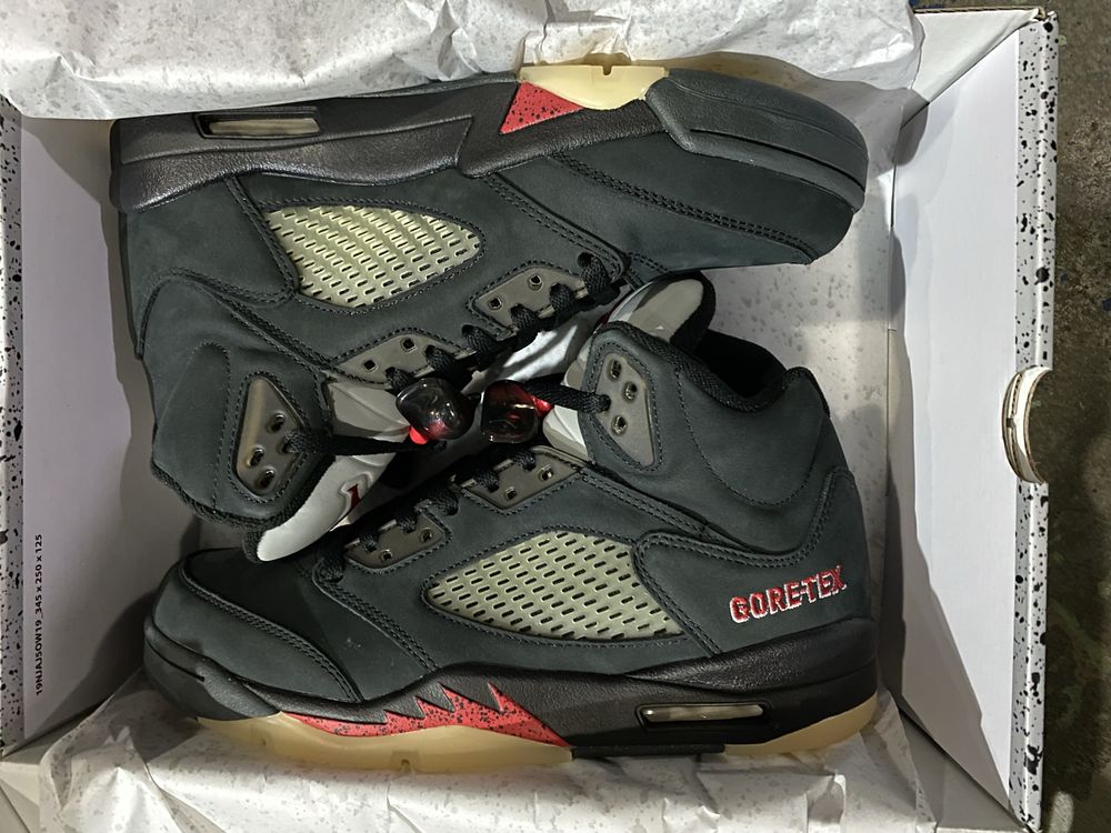 Air Jordan 5 "Gore-Tex Off Noir"