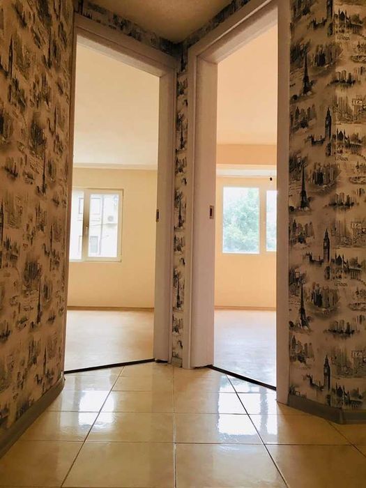 Дава се под наем Двустаен апартамент в Бургас, Възраждане - 70 кв.м за 204 € - Снимка #5