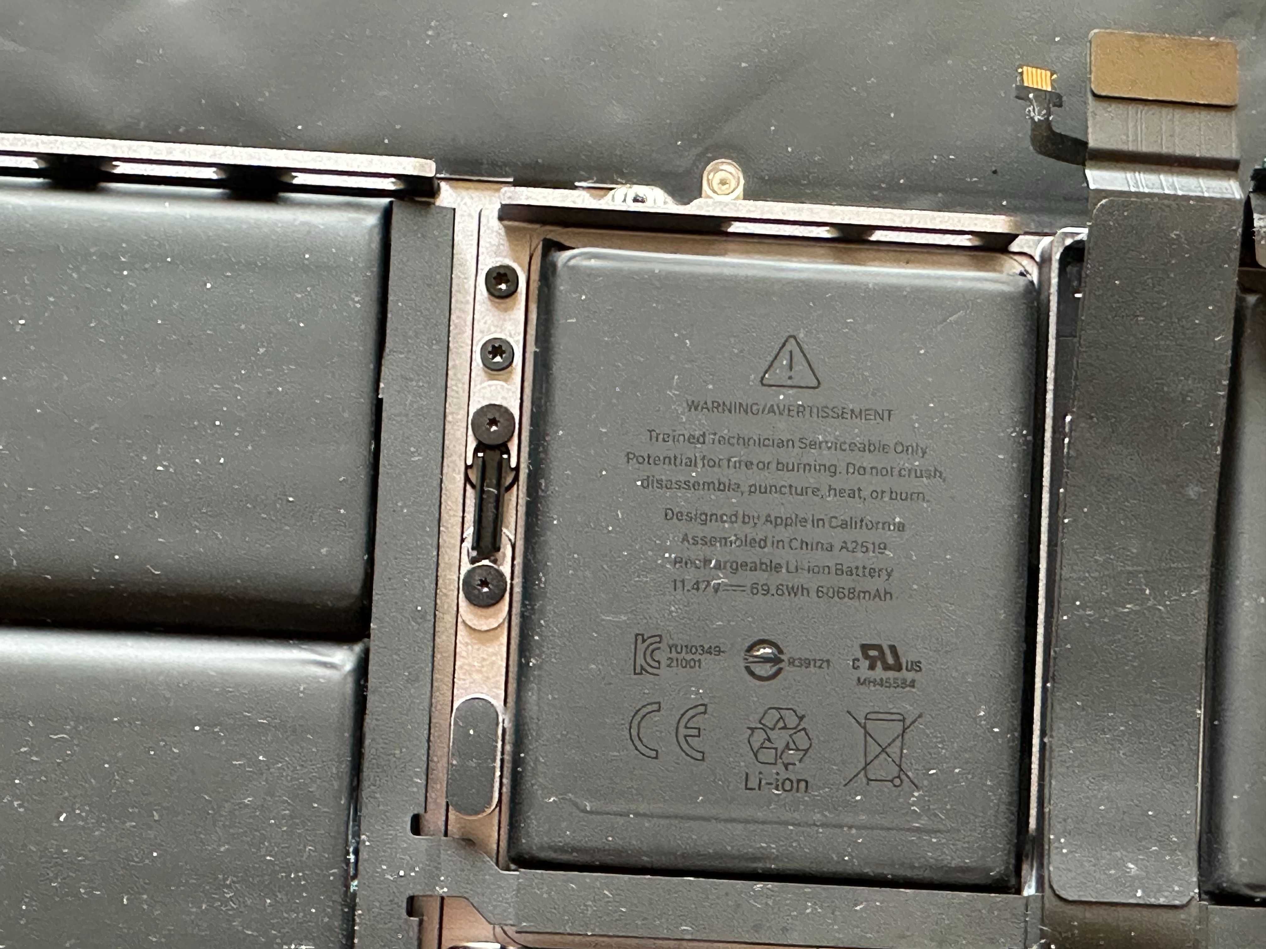Apple Macbook Pro A2918 M3 без дъно 2023 г