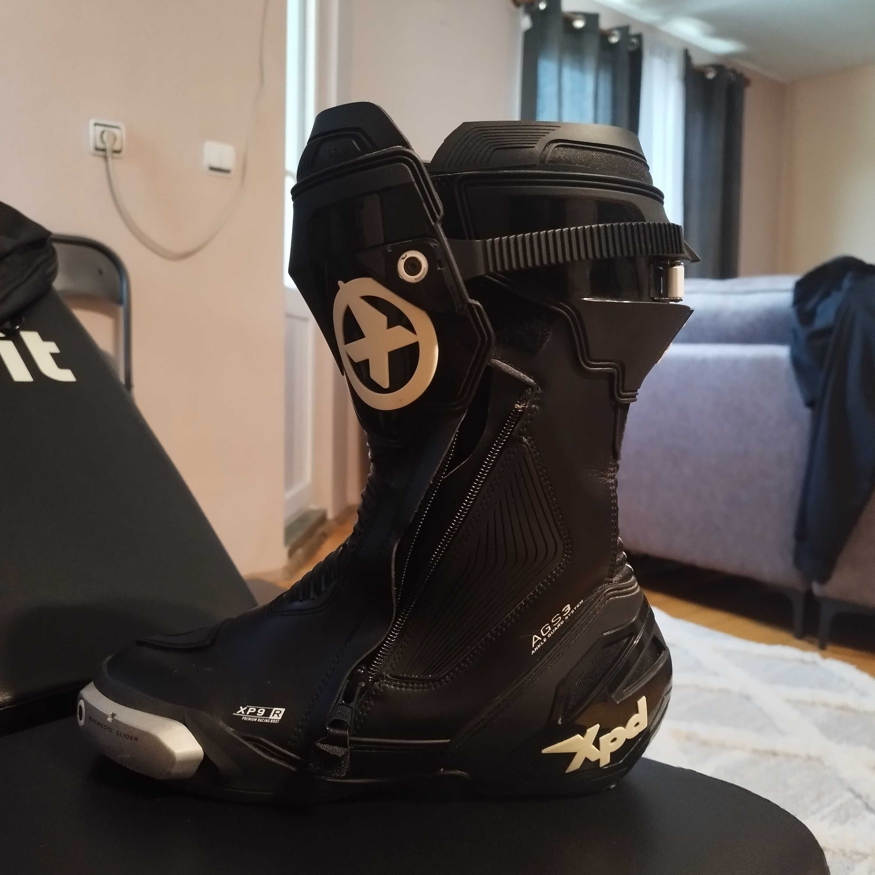 Мото Ботуши XPD XP9R BLACK+Acerbis Imapct evo 3.0 наколенки