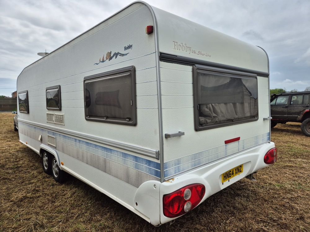 Rulota Hobby Silverline 2006 4/5 locuri