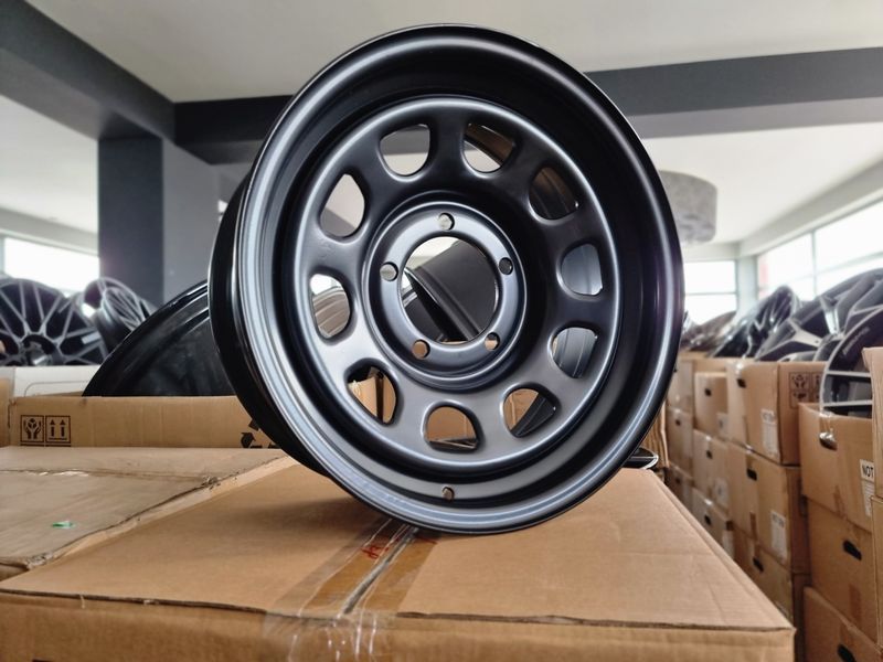 16цола 5x139.7 Suzuki Vitara,Mitsubishi