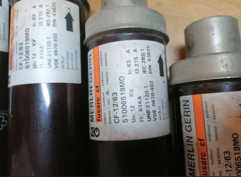 Siguranta medie tensiune Merlin Gerin 6..12 kV - 24kv, 63A, 360mm-45mm