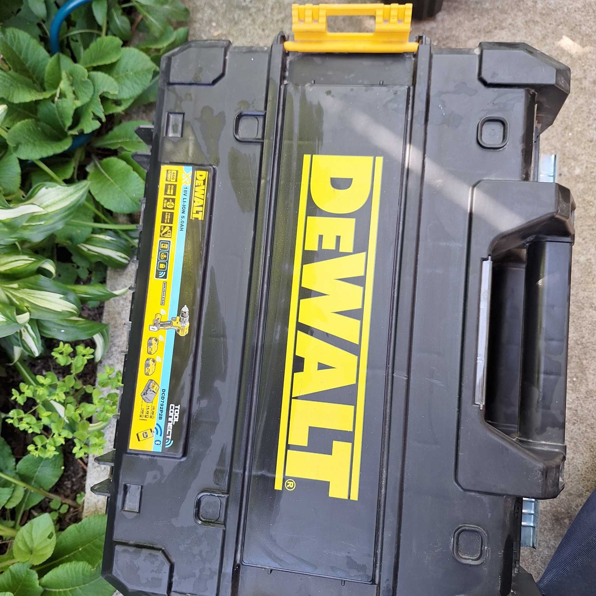 Cutii depozitare dewalt