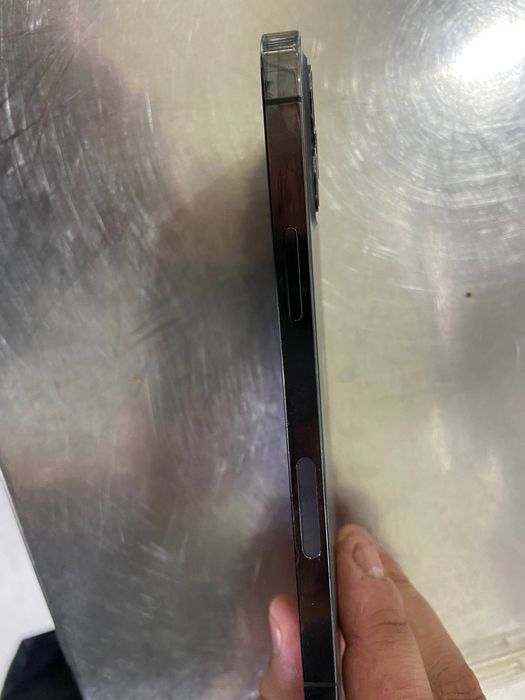 Iphone 12 pro yaxshi holata