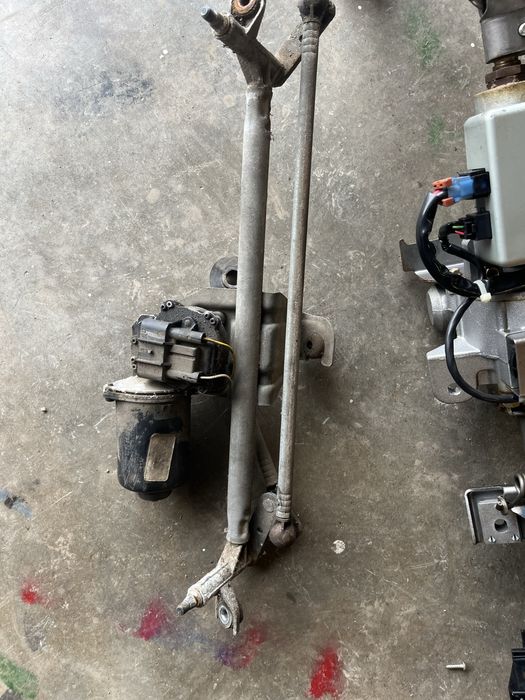 Vand ansamblu de stergatoare Opel Corsa C 2001-2007