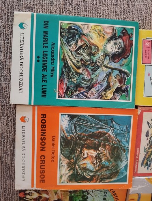 Lot cărți (Minionii,Robinson Crusoe etc)