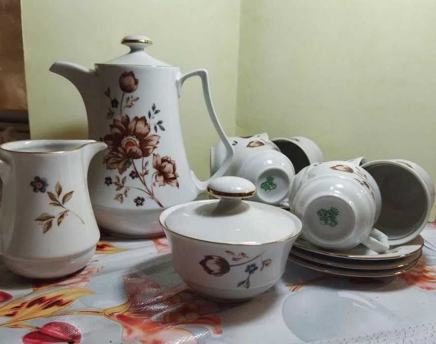 Продаются новые наборы посуды (кофейный сервиз, тарелки, пиалы)