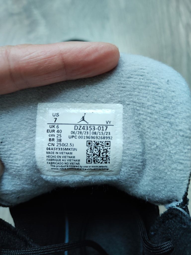 Маратонки Nike Jordan Max Aura