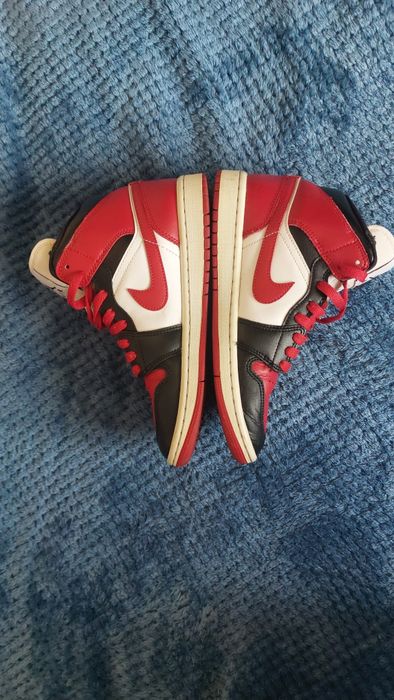 Vand Jordan 1 mid
