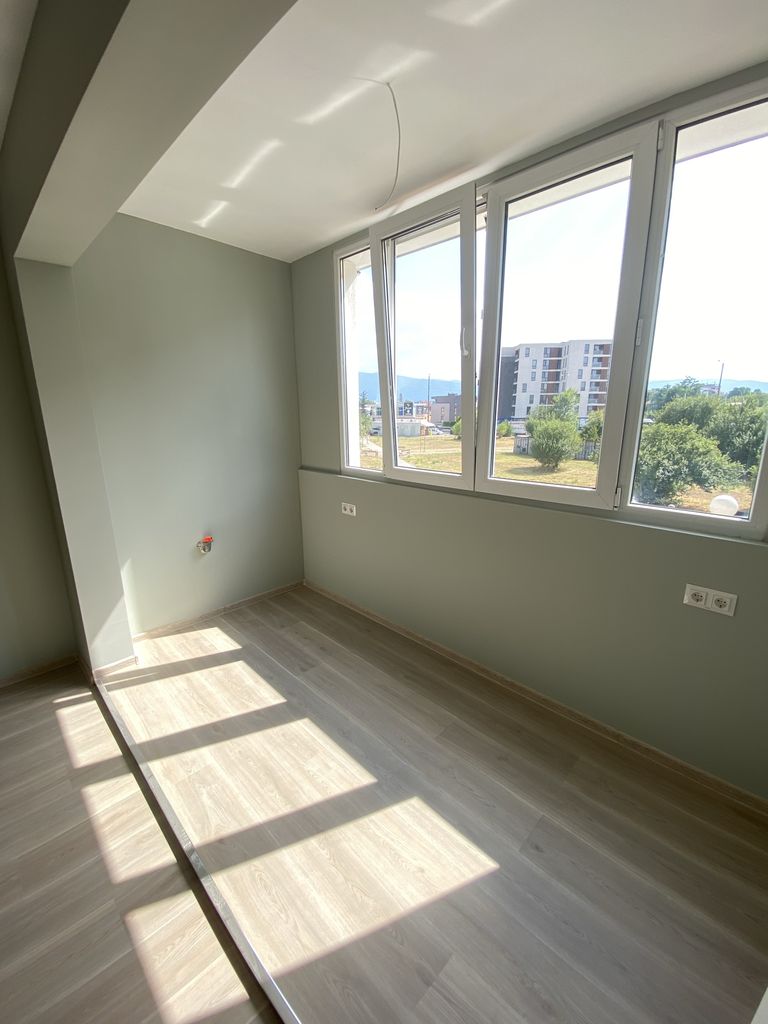 Продава се Двустаен апартамент в София, Обеля 2 - 45 кв.м за 2778 €/кв.м - Снимка #4