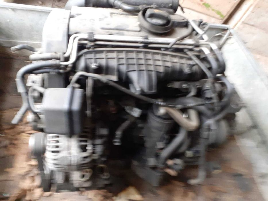 Vand piese Passat B6