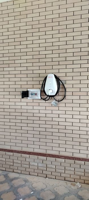 Установка зарядное устройство для Электромобилей.
7квт зарядка установ