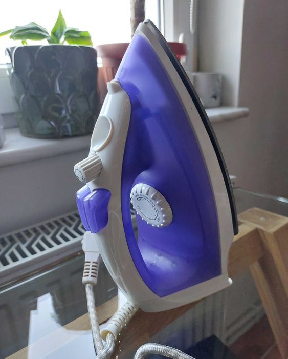 Fier de călcat aburi 1200W
