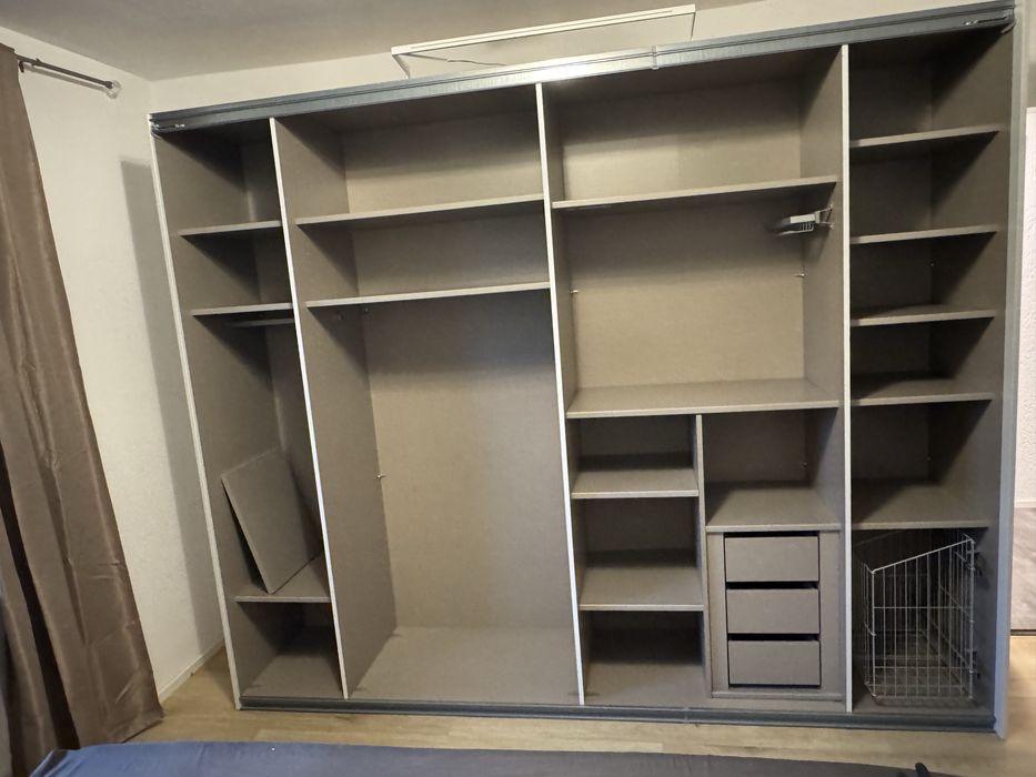 Rez/Dressing/Dulap 270/224/68 cm 2 usi culisante alb lucios/oglinda