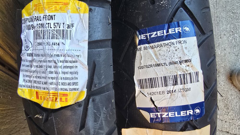 19" Metzeler ME 880 Marathon & Pirelli Scorpion Trail