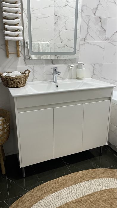 Раковина с тумбой для ванны, размер 100*45