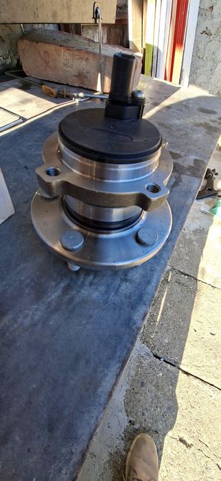 Set rulment roata punte spate Ford Focus 2