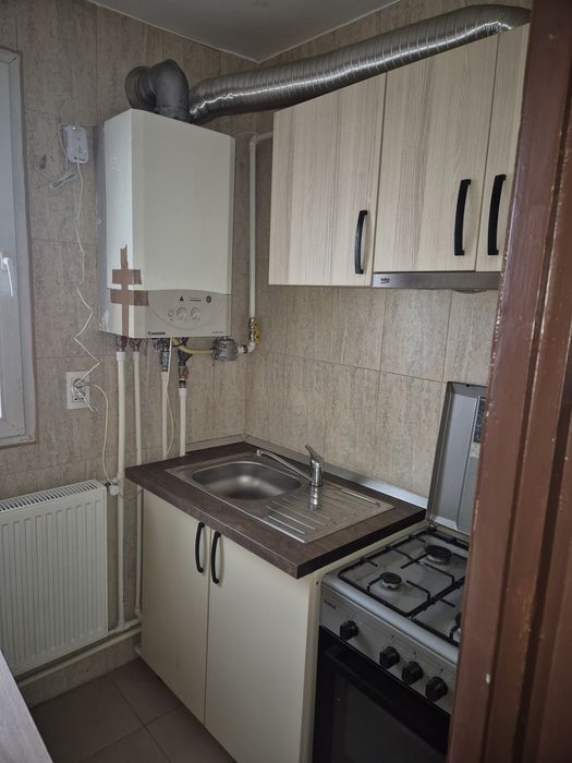 Închiriez garsoniera confort 1. Zonă centrală.