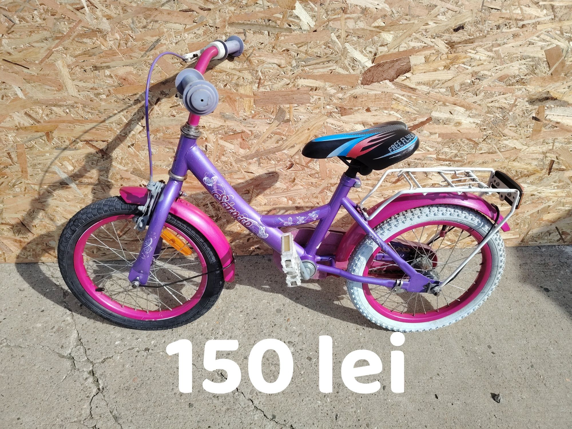 Biciclete pentru copii și adulti.
